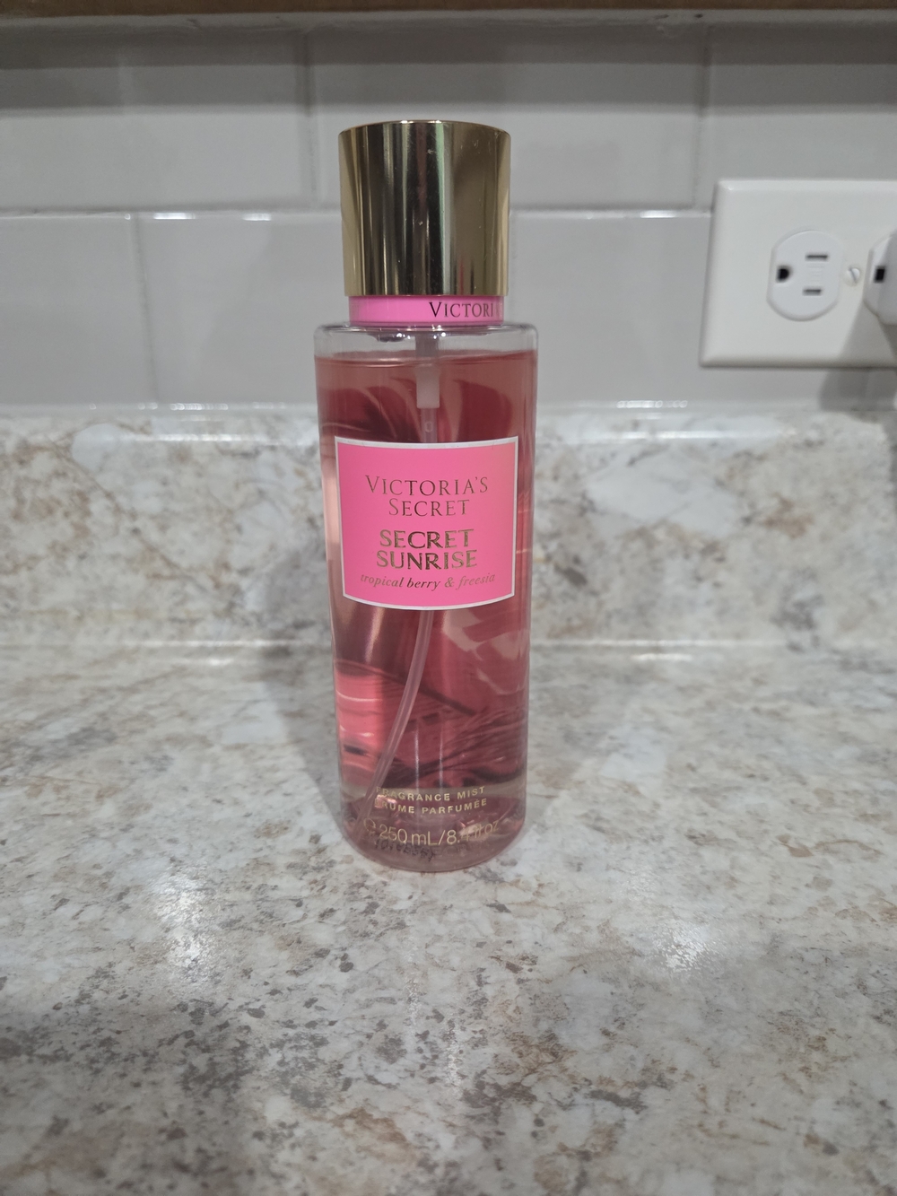 Victoria's Secret Secret Sunrise Fragrance Mist